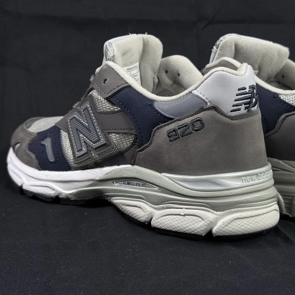 New Balance 920 Men's Size 6 Made in England Grey Navy Blue M920GNS Sneakers